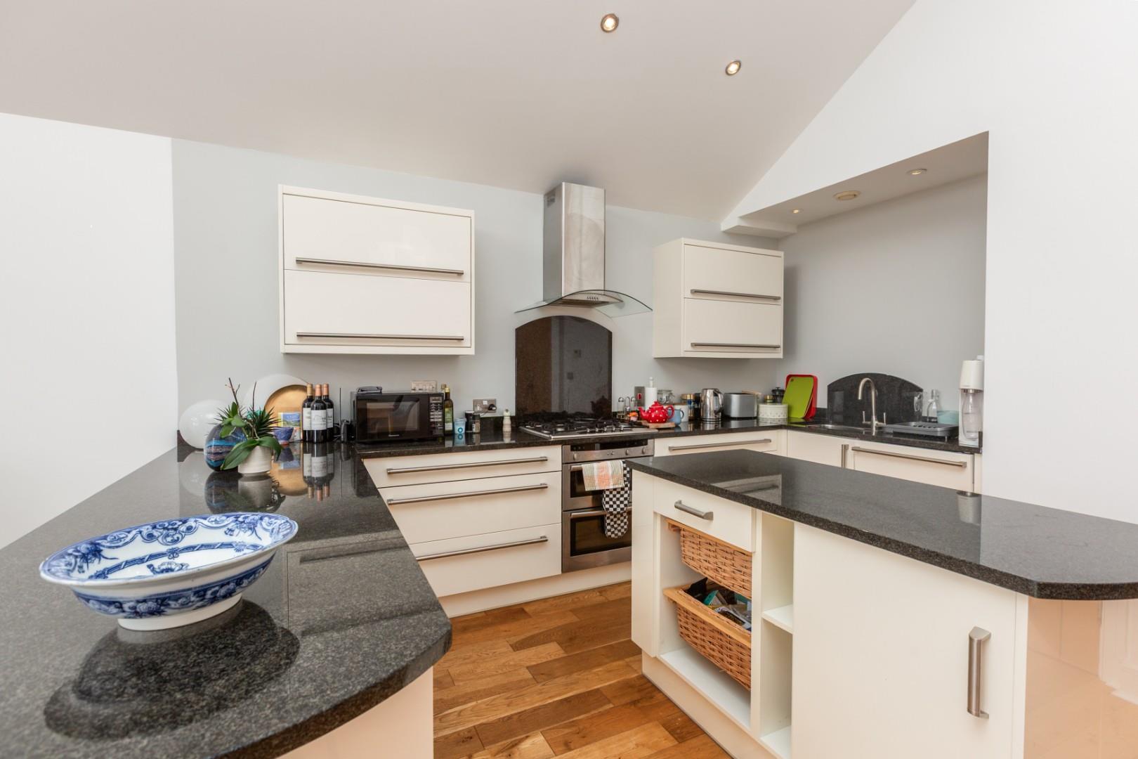 Western Lane, Mumbles, SA3 4EW